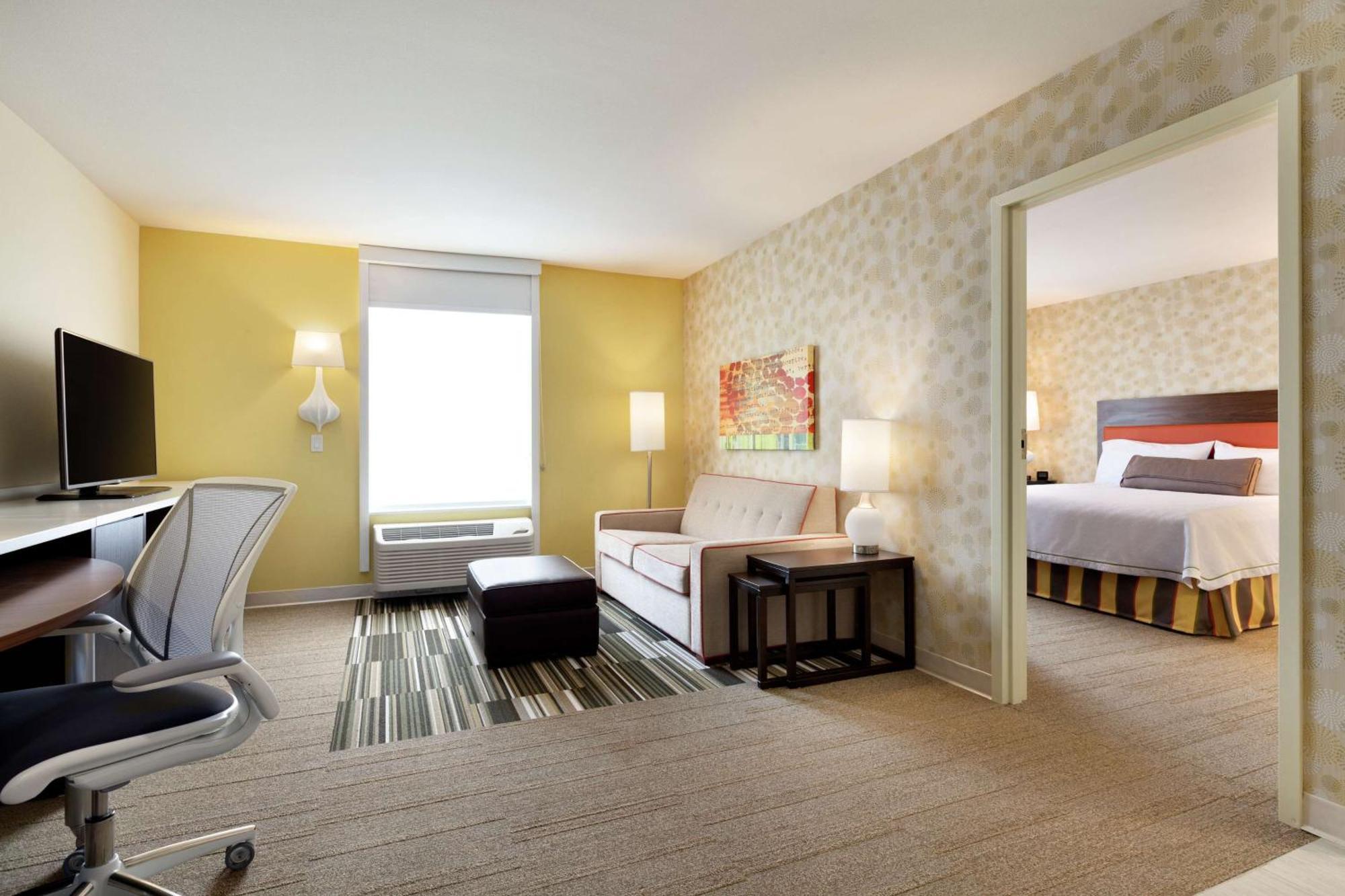 Home2 Suites By Hilton Seattle Airport Тукуила Екстериор снимка