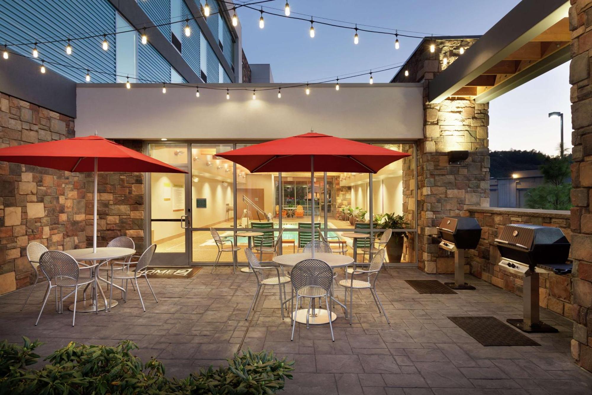 Home2 Suites By Hilton Seattle Airport Тукуила Екстериор снимка